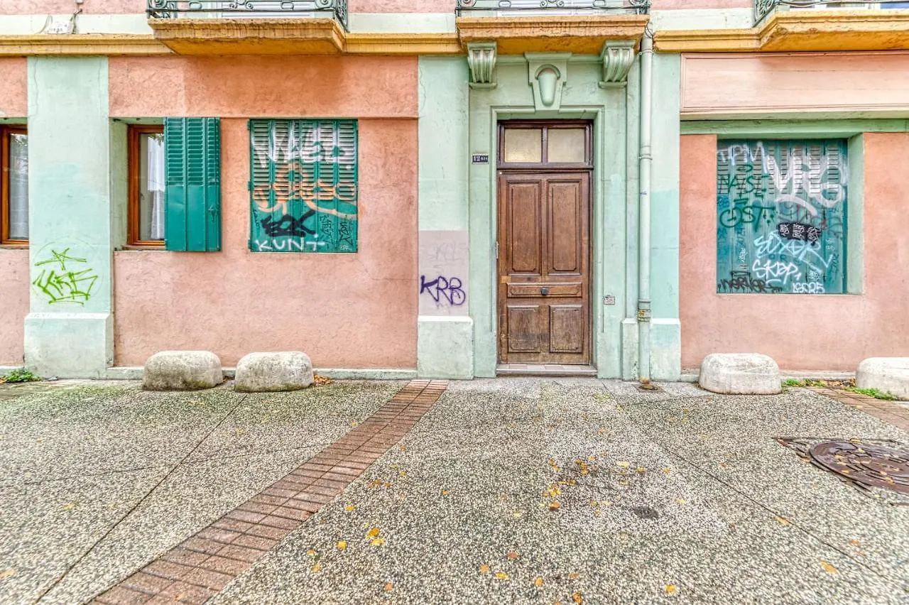 R'Apparts Studio Le Petit Paradis Гренобль