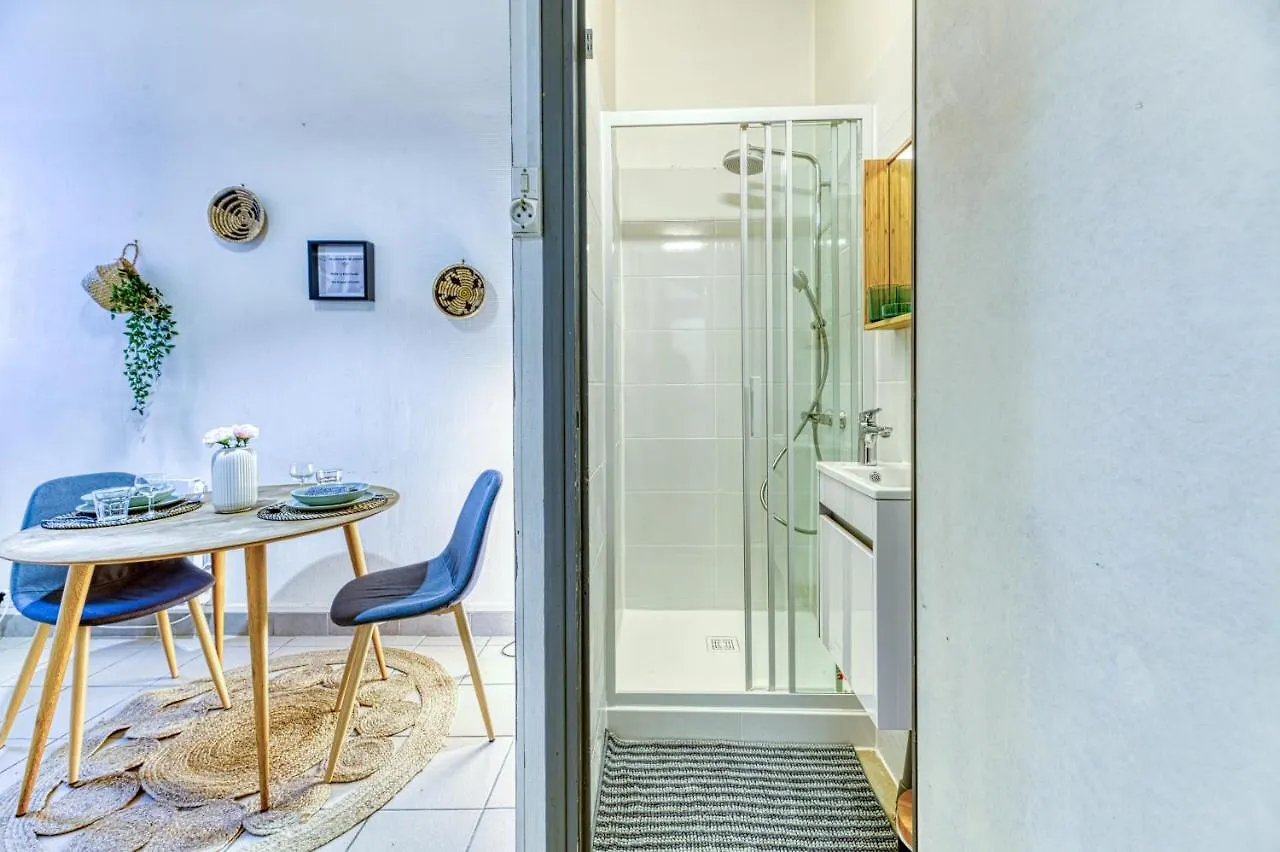 Apartment R'Apparts Studio Le Petit Paradis Grenoble France
