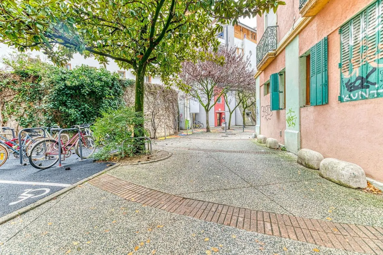 Daire R'Apparts Studio Le Petit Paradis Grenoble Fransa